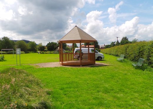 Woodcraft installing the play shelter