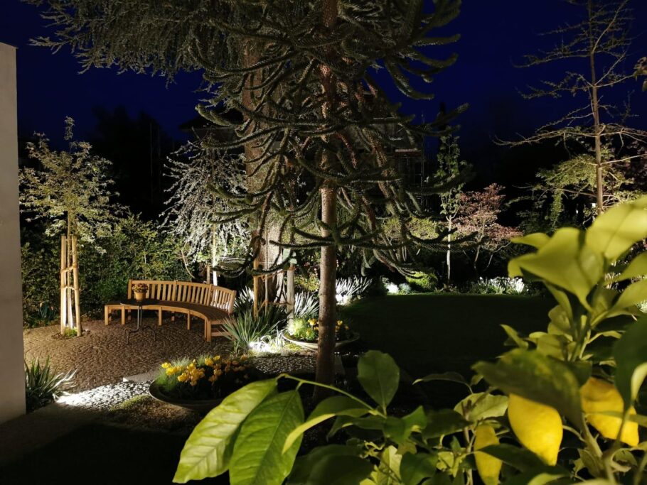 A lovely night shot of our curved bench