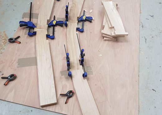 Slats in a curve clamped
