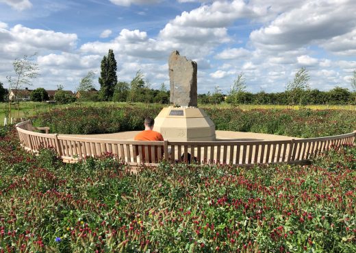 Haverings Memorial Woodland bench