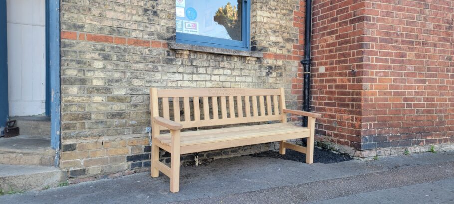 Woodcraft York memorial bench installed outside The Punter pub on Osney Island in Oxford.