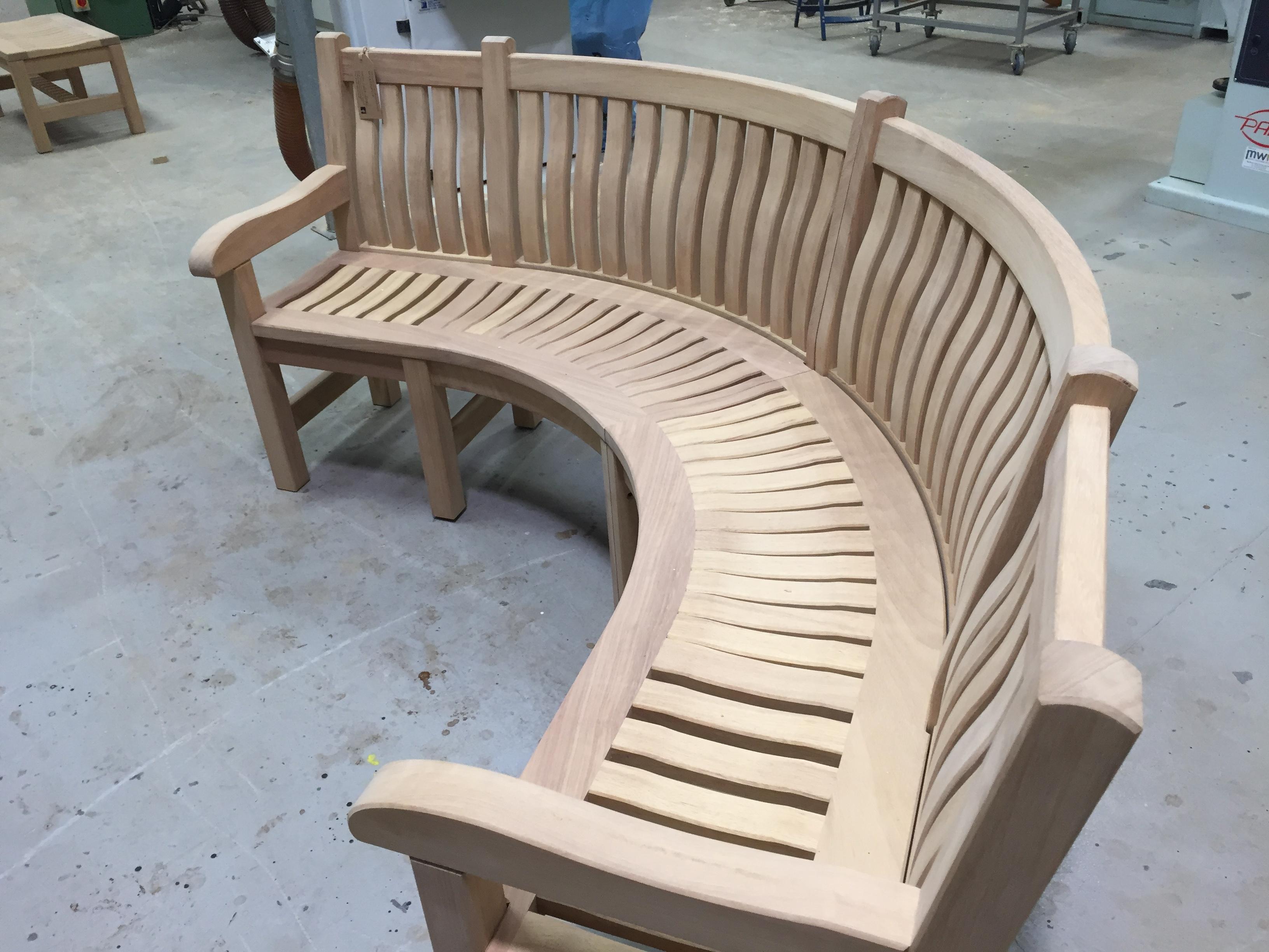 Curved garden bench heading for London private customer | Woodcraft UK