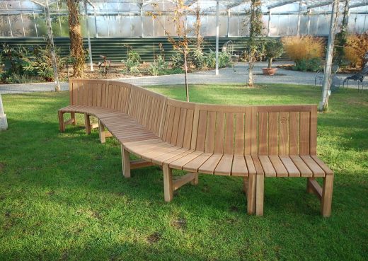 Snaking round any perimeter: The Saltwick curved bench