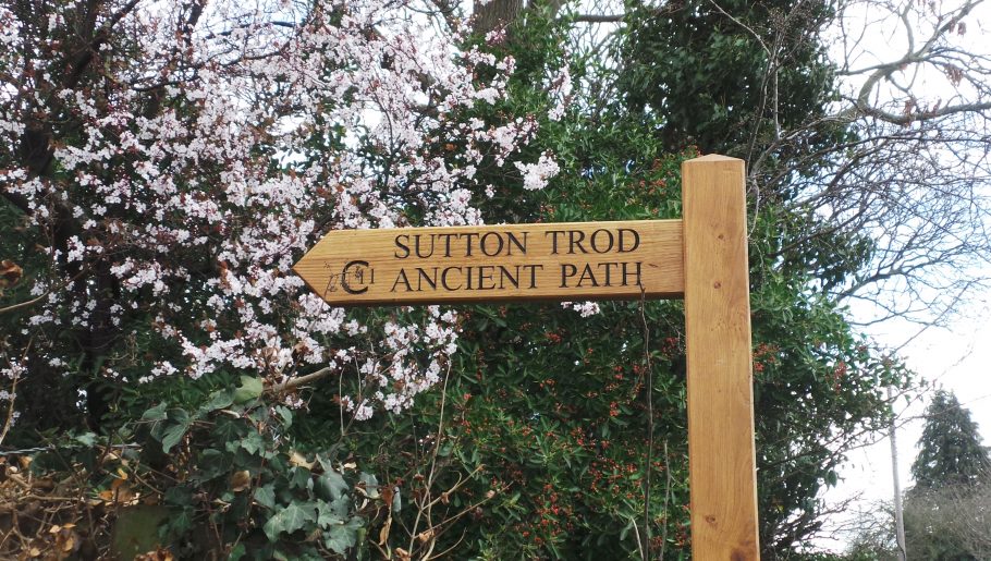 Sutton Trod Wayfinding posts in situ.