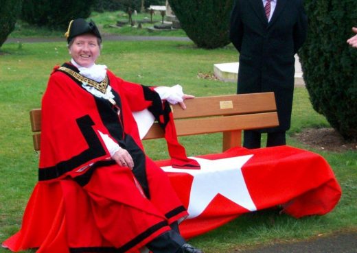 The mayor taking a very very very much earned rest on the Titanic bench