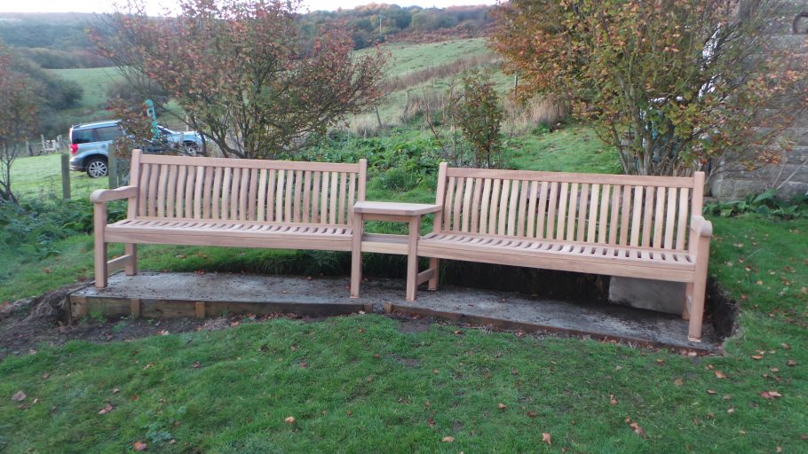 Yorkshire companion bench and table