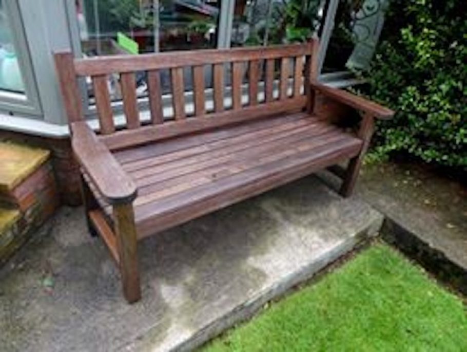 Ernie's Garden Bench