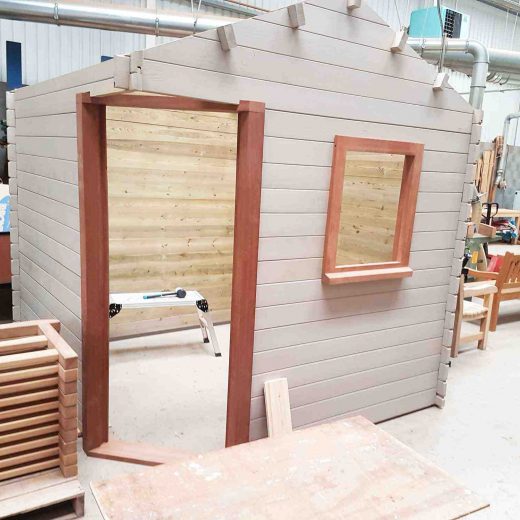 Wooden cabin assembly