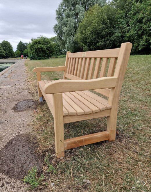 New 6ft Woodcraft York bench following installation beside the lake at East Park, Hull