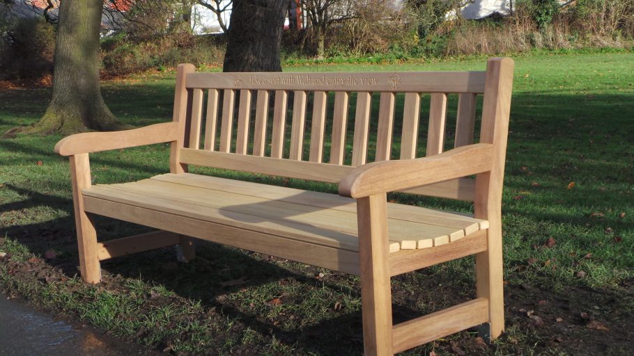 York Memorial Bench (6ft) installed in East Park, Hull