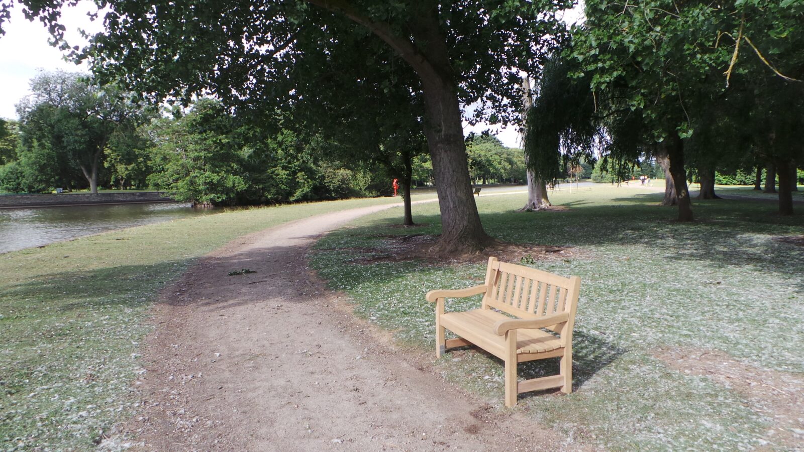 Three brand new memorial benches are being installed in East Park in