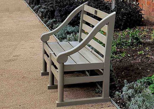 Hampton court bench