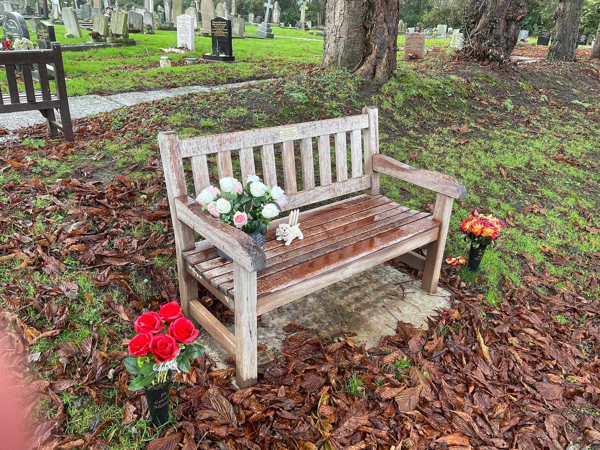 Our 4ft Memorial benches in Hedon Cemetery East Yorkshire Woodcraft UK
