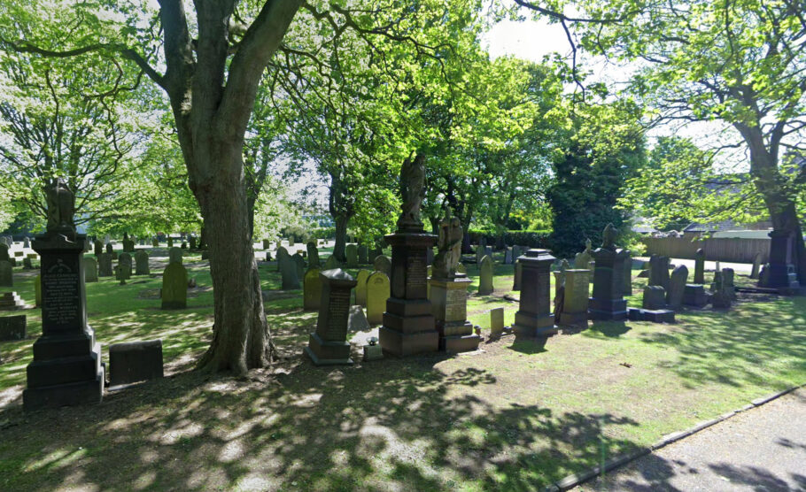 Hedon Road Cemetery in Hull, home to Commonwealth War Graves Commission graves and historic memorials.