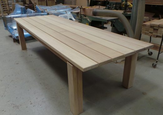 3.25 meter dining table