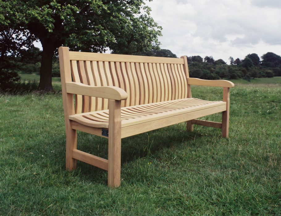 The curvaceous Scarborough bench