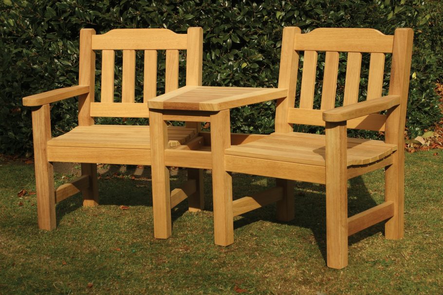 Helmsley companion garden bench