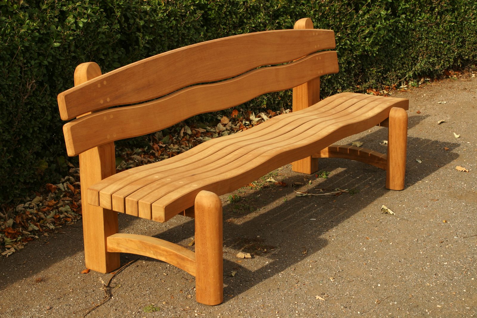 Waveform Wooden 7ft Memorial Bench inspired by the Humber Woodcraft UK