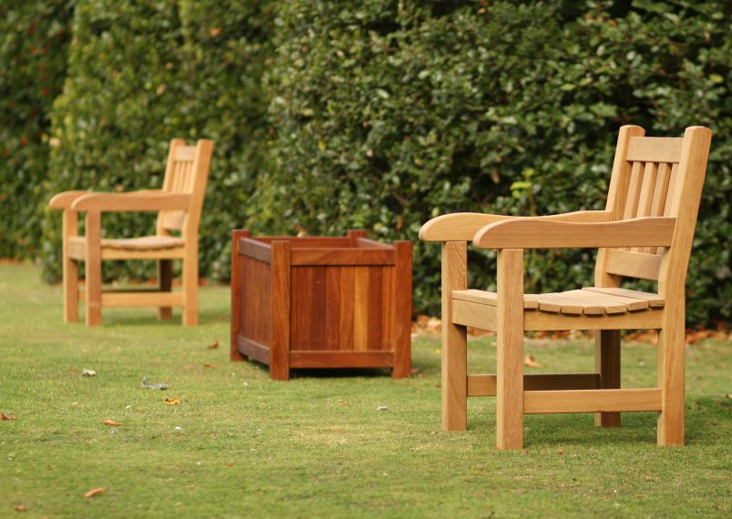 York Wooden Garden Memorial & Wooden Chair Woodcraft UK