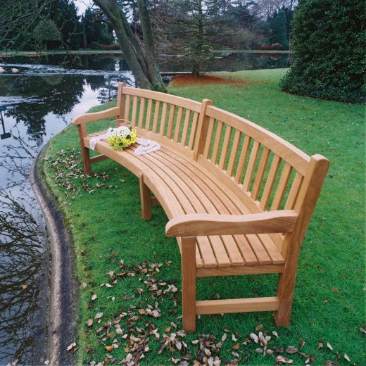Woodcraft UK curved bench