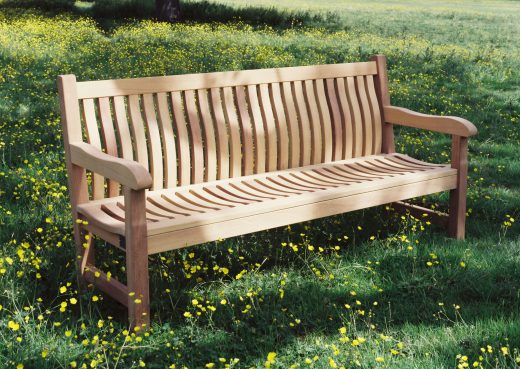 The Scarborough wooden bench with curved back