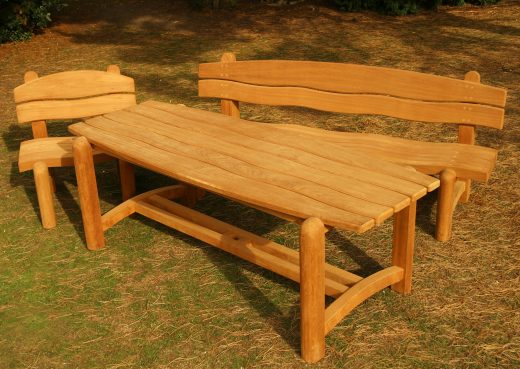 The Waveform table with Waveform bench and chair