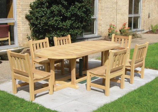 The Wetherby Dining Table with York chairs